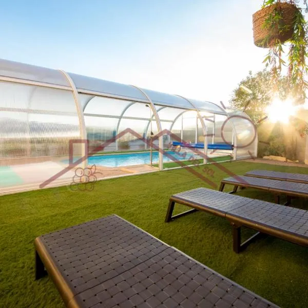 Villa del sol - piscina climatizada, hotel di Méntrida