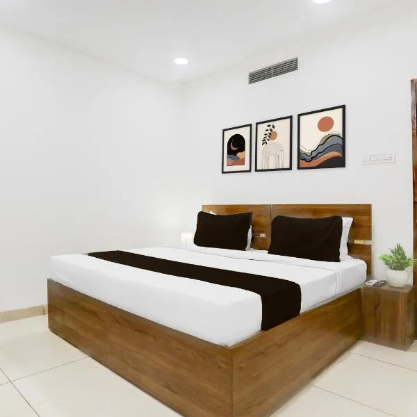 Super Townhouse DAVV University Indore Formerly Indrapuri, hotel in Indore
