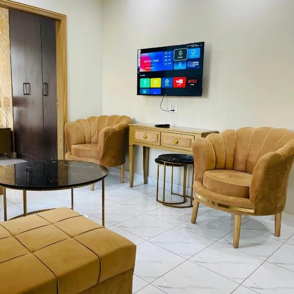 1 Bedroom Apartment in Gulberg Green, hotel di Islamabad
