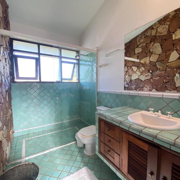 Casa com imenso jardim, sauna e piscina - Foto 3