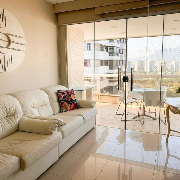 Beachfront Luxury with Lagoon Views