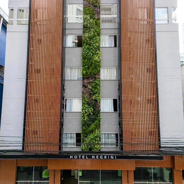 Hotel Negrini, hotel in Balneário Camboriú