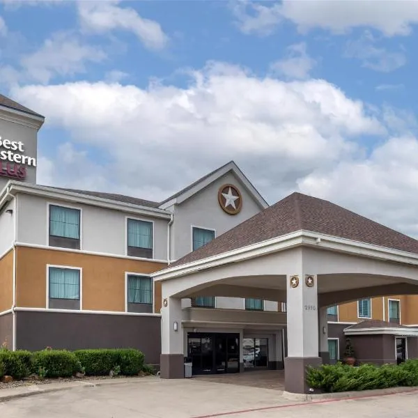 Best Western Plus Denton Inn & Suites, hotel in Denton