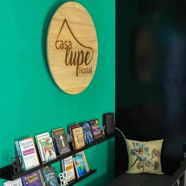 Casa Lupe Hostal, hotel v destinaci Envigado