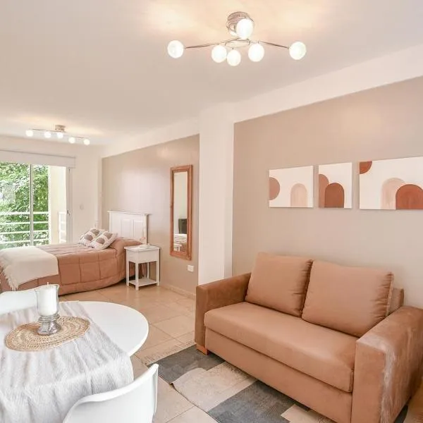 Apartamento exclusivo con ubicación preferencial, hotel in La Plata