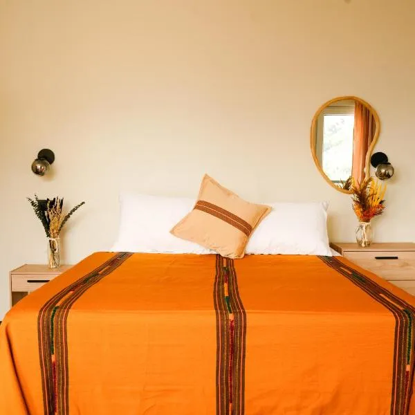 Casa Lolita's, hotel in San Juan La Laguna