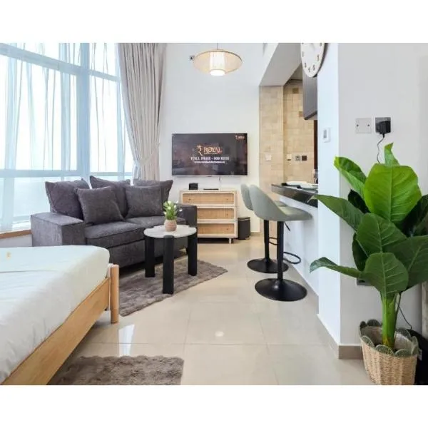 Al Reef Modern Escape - Sleek, Sunny & Serene Stay, hotel en Abu Dabi