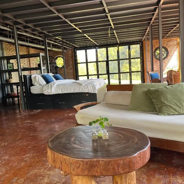 Eco Stay Studio, hotel di Purba