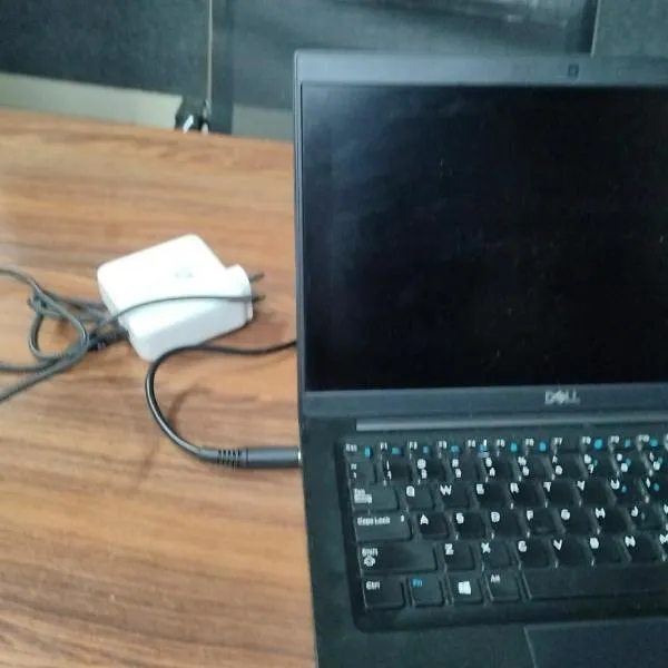 Hotel razia, hotel di Manāli