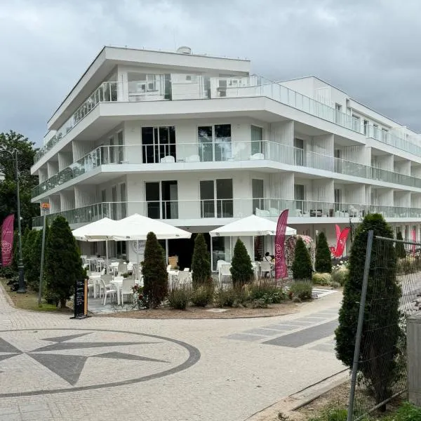 Baltic Sea Apartment Klifowa 9, hotel in Rewal