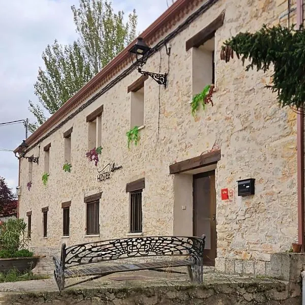 HOSTEL Villanueva, hotel in Villanueva de Alcorón