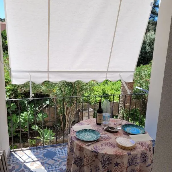 Appartamento Flavia, hotel i La Maddalena