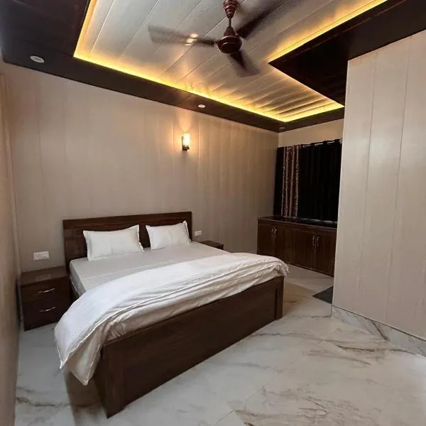 Chirag Homestay Kainchi, hotel in Nainital