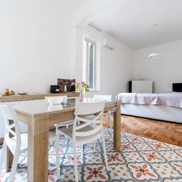 Casa Laura, hotel in Reggio Calabria