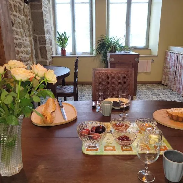 Maison d'hôtes Coeurdacier，位于Monthureux-sur-Saône的酒店