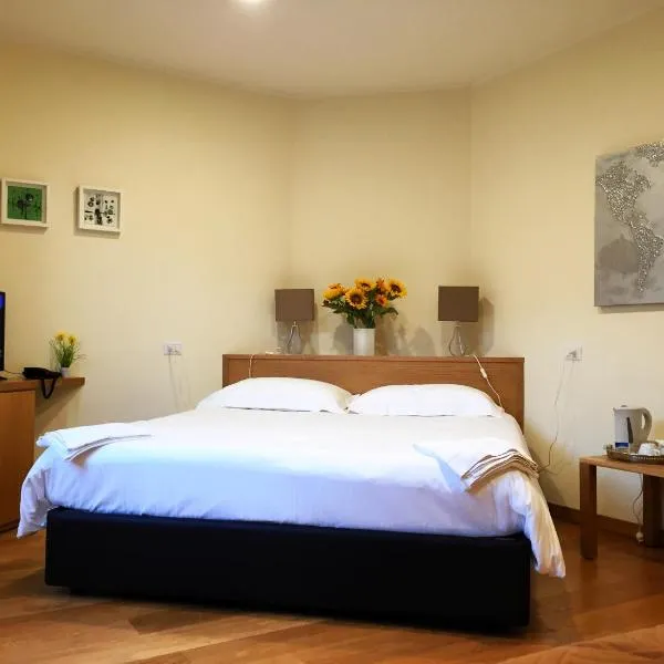 Hotel Trieste, hotel v destinaci Morbegno
