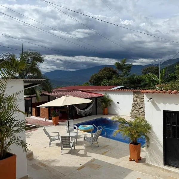 Casa Quinta Vereda San Nicolas La Mesa – hotel w mieście La Mesa