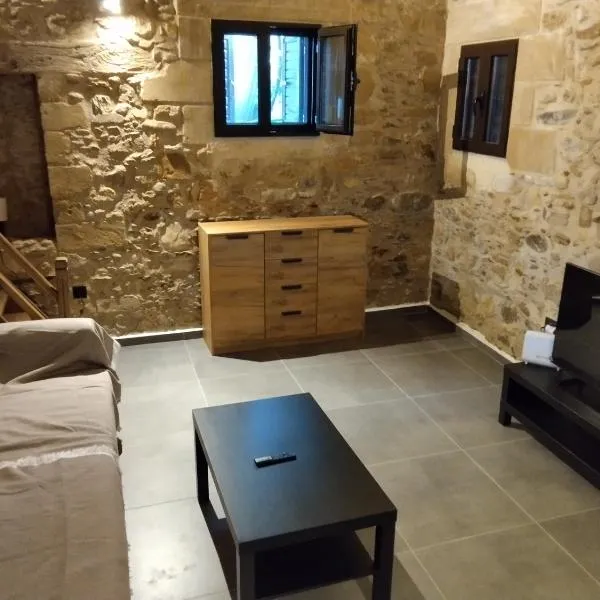 Stone House Experience, hotel in Voúvai