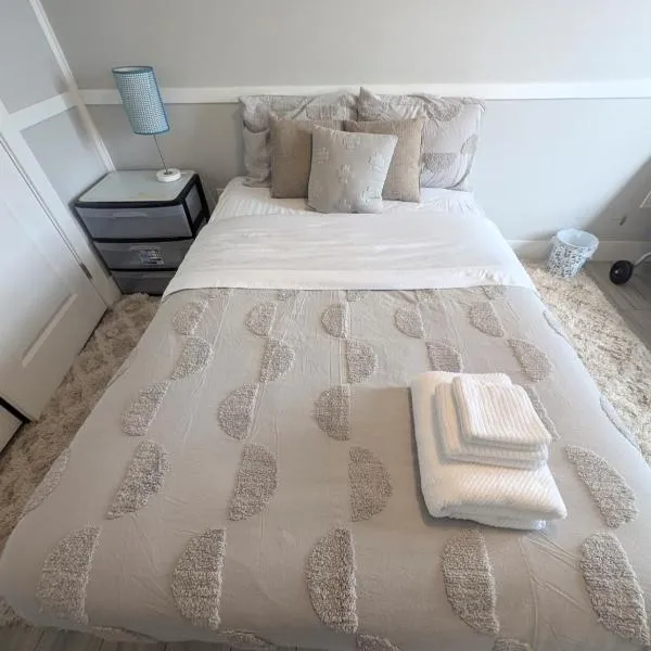 Full Bedroom, hotel em Glace Bay