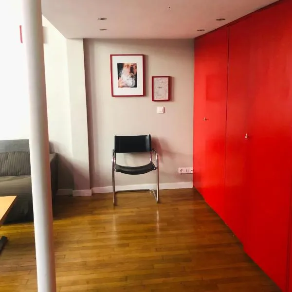 Cosy Canal St Martin, hotel in Paris