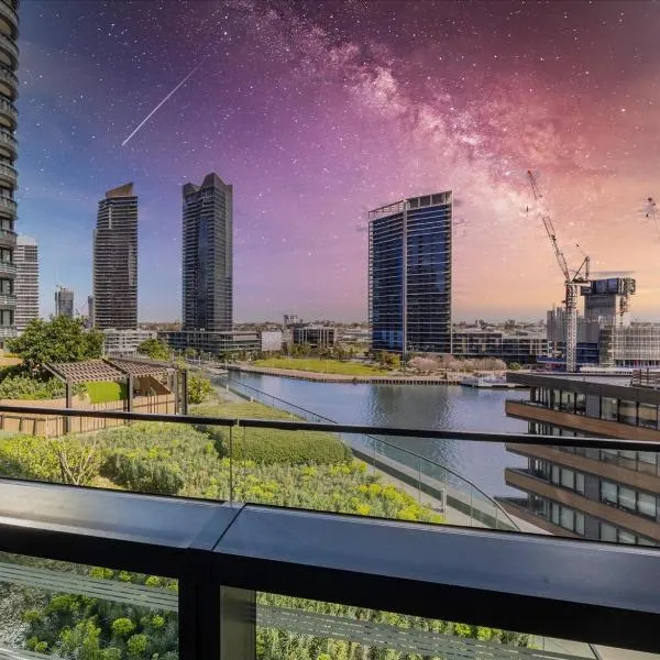 Docklands Luxury & Stunning Views - Pool, Gym, Yoga & Parking, hotel en Melbourne