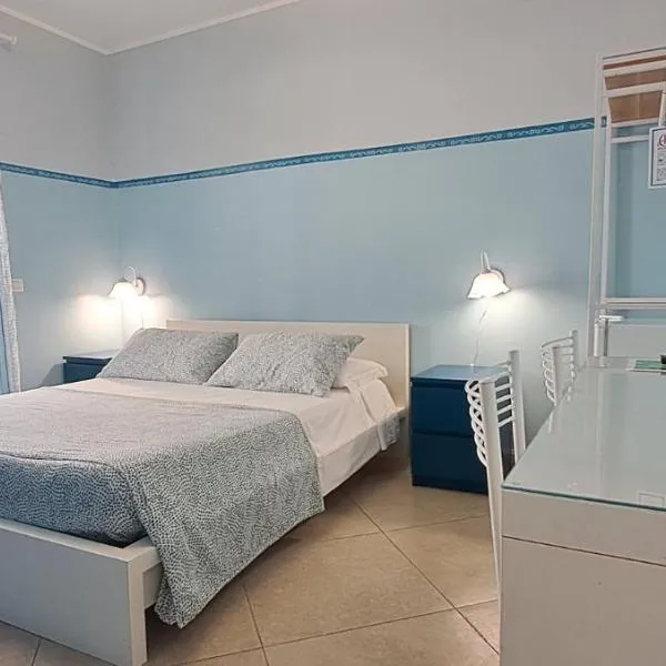 Guest House Roma Express, hotel in Ladispoli