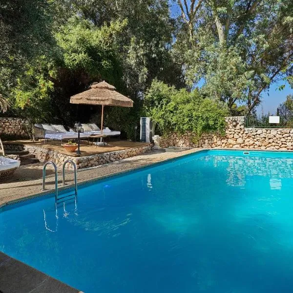 THE HOUSE ROSH PINA - 3BRM WITH POOl, hotel di Rosh Pinna