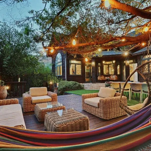 THE HOUSE ROSH PINA - 3BRM WITH POOl, hotel in Rosh Pinna