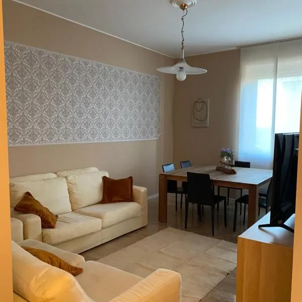 Bilocale di Prestigio a pochi passi a piedi dallo IEO 10 minuti in auto da HUMANITAS 15 minuti dal centro di Milano, hotel v destinaci Opera