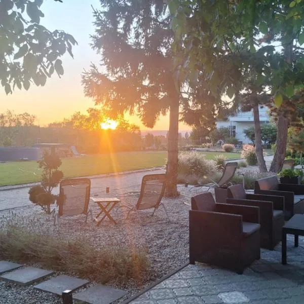 Zam-zam apartmanok, Hotel in Zamárdi