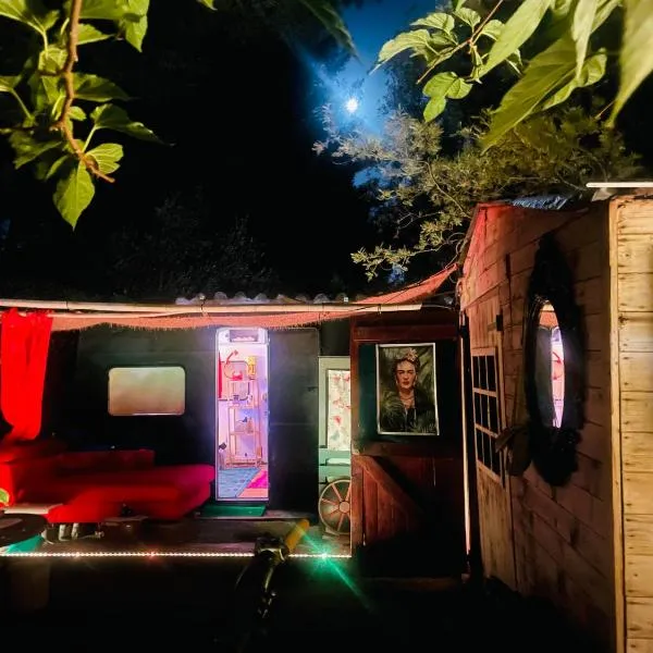 Logement indépendant avec parking dans un quartier de standing proche de la plage, hotel v destinaci Les Lecques