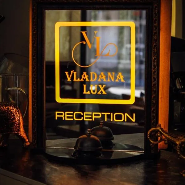 Vladana DELUXE App 2, hotel di Kruševac