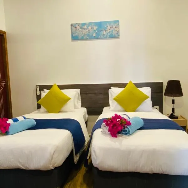 Manta Sky Inn, hotel in Dharavandhoo