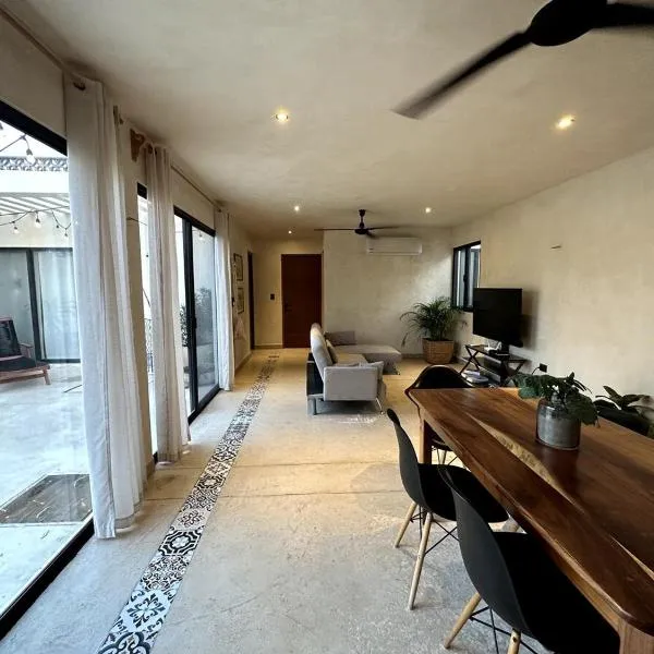 Casa Mia, ξενοδοχείο σε Chuburná