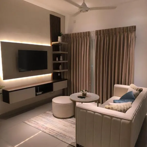 Santorini - Serene Resort Apartment in Negombo - Just 10 Min away from Airport, hotel in Negombo