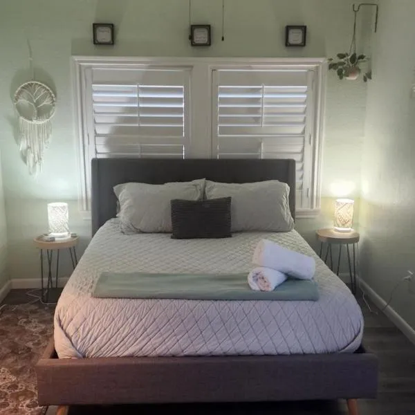 Conveniently Located San Antonio Getaway, hotel in San Antonio