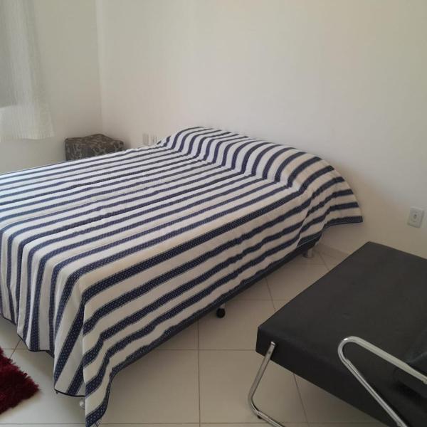 Casa em condomínio com piscina e churrasqueira - Foto 2