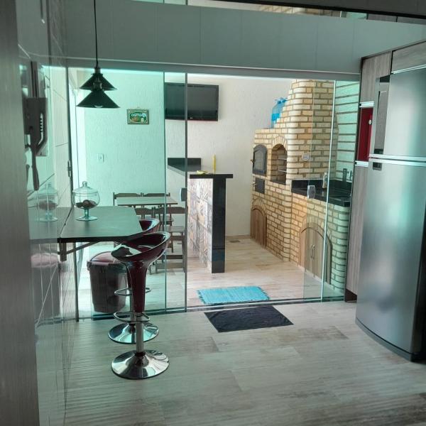 Casa em condomínio com piscina e churrasqueira - Foto 4