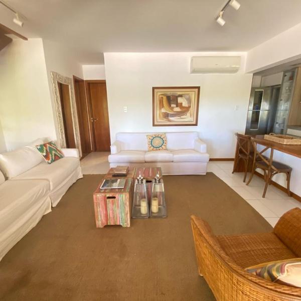 Duplex 3 quartos com acesso a praia ao lado da Vila
