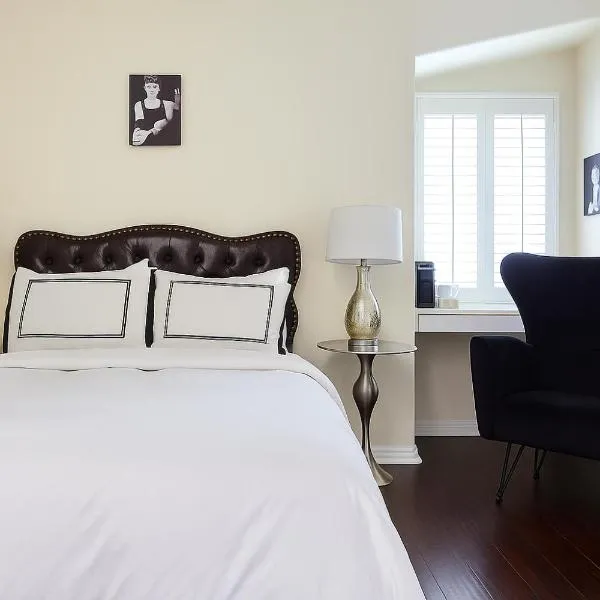 Hollywood Hills 2BR - Skyline Terrace