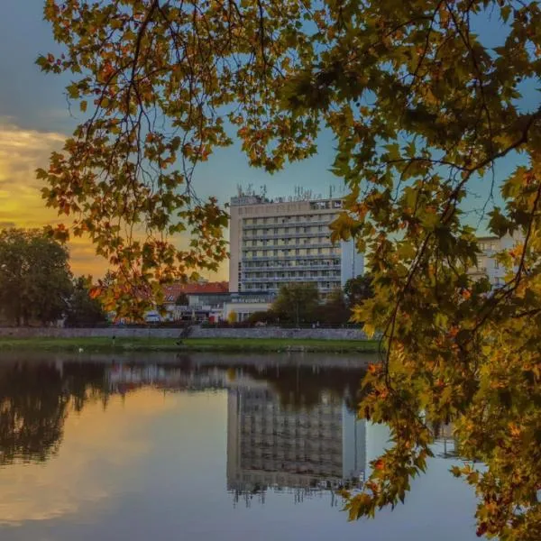 Hotel Magnólia, hotel in Piešťany