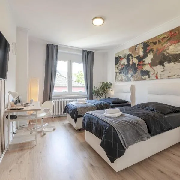 Prime Art Gallery Apartment Zentrale Lage Essen, hotell i Essen