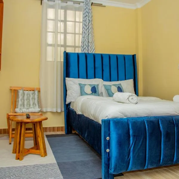 Cyan Studio with free WI-FI, hotel in Nanyuki