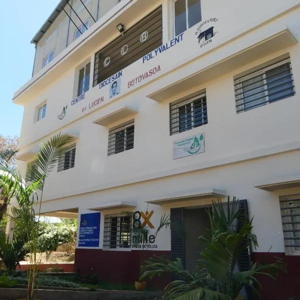 Centre Lucien Botovasoa, hotel in Diego Suarez