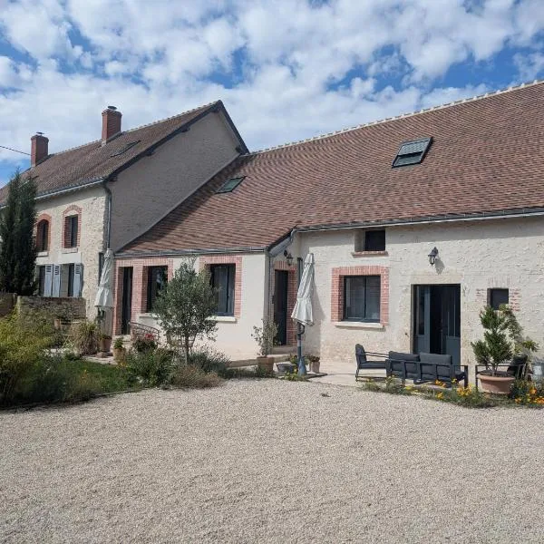 Le Clos Macé - Maison d'hôtes proche BLOIS CHAMBORD, hotel in Saint-Denis-sur-Loire