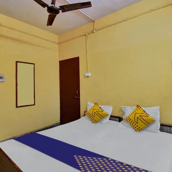 Hotel O Ujjwal, hotel in Chandrapur