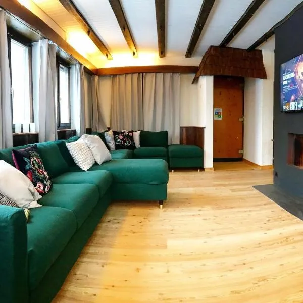 Chalet Les Crettaux NEND110 Skigebiet NENDAZ by fewo-plan, hotell i Iserables