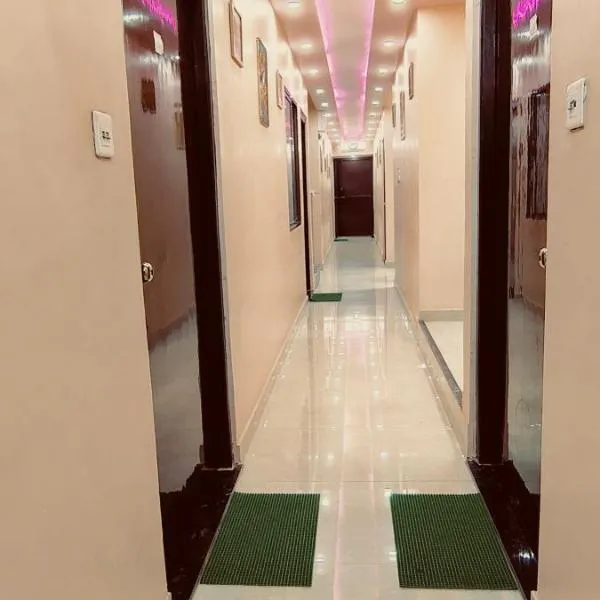 ATULYAM STAYs PREMIUM, hotel in Ayodhya