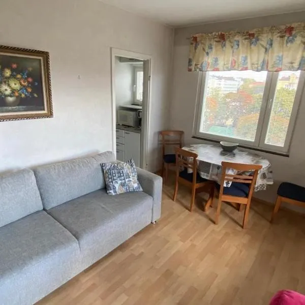 Top-Floor Flat in Central Turku, ξενοδοχείο στο Τούρκου