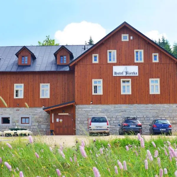 Hotel Jizerka 4, hotel in Dolní Polubný